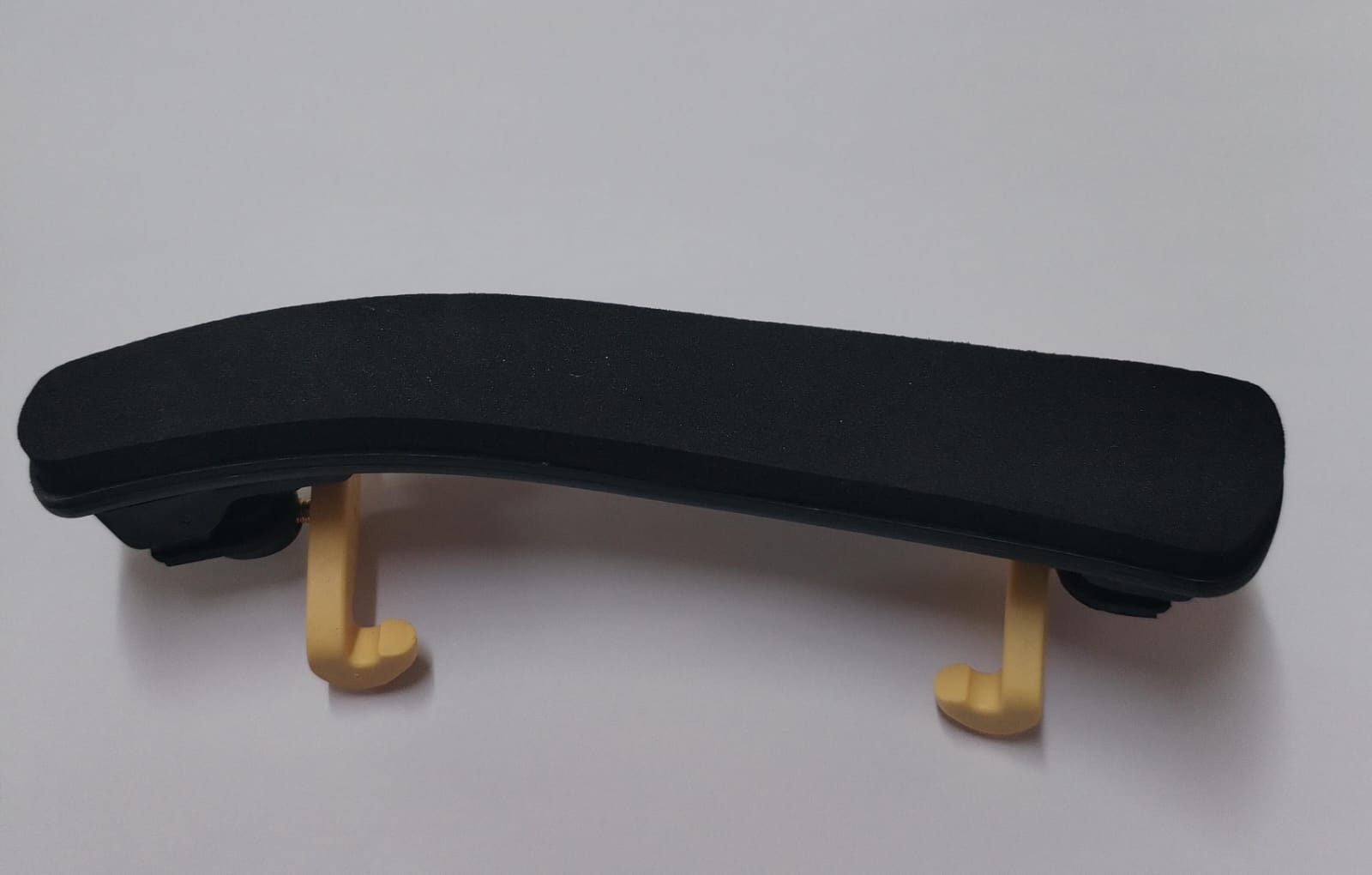 Hombrera de violín marca Fom 1/2 Me-045