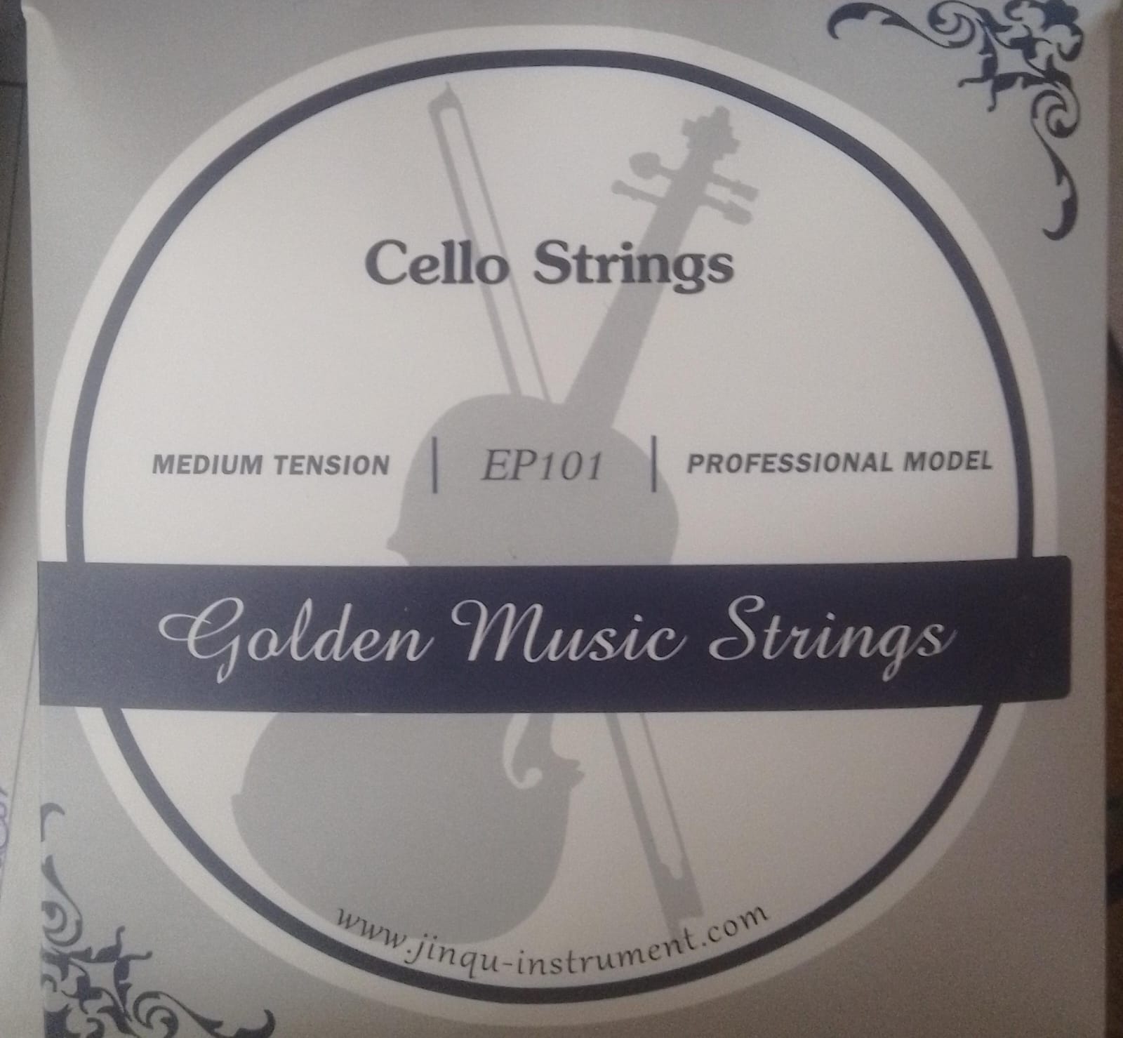 Juego de Cuerdas de Cello  Golden Music  1/2