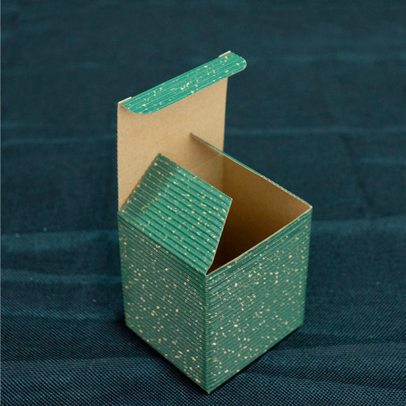 Caja de cartulina corrugado verde