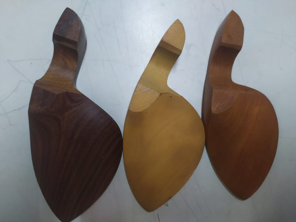 Mentoneras de Violín. Madera de Rosal